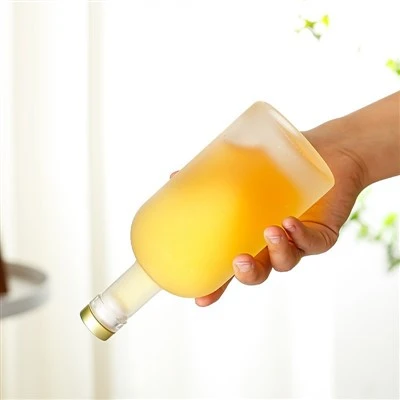 Botella de Vidrio Licor Helado rehegua